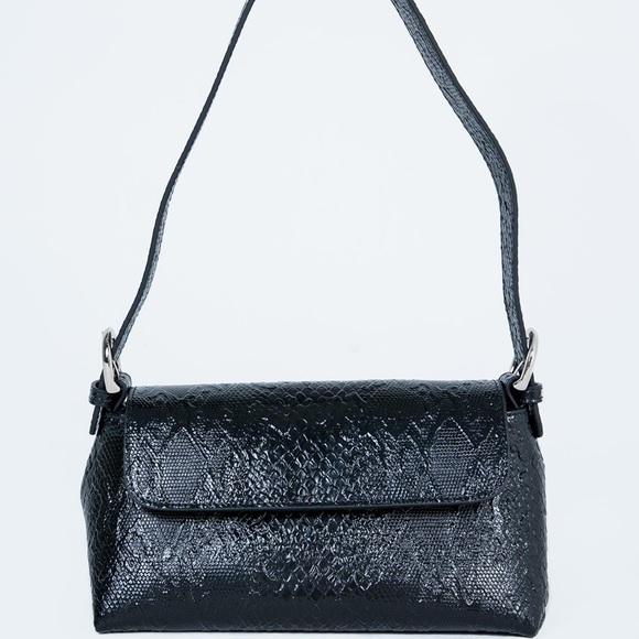 The Leon Black by Nakedvice - Picture 3 of 5